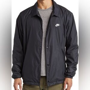 Nike Men's Sportswear Club Coaches' Jacket (Black/White) Large